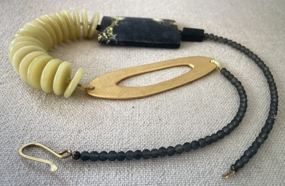 Necklace made of yellow turquoise, lemon jade